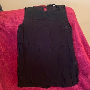 black tank